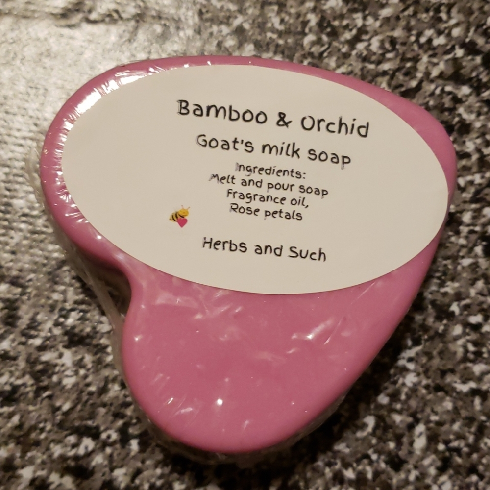 Goat's milk soap w/Bamboo & Orchid scent - Picture 4 of 4